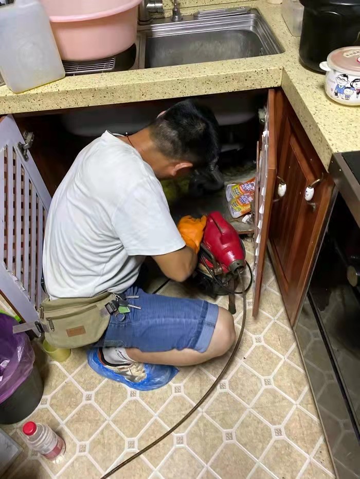 蒋场镇通下水道